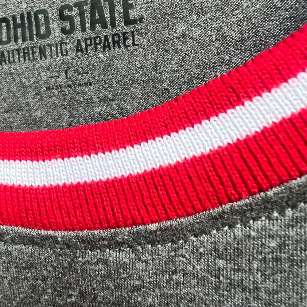 Ohio State Buckeyes "Brutus" T-Shirt! Size Large! Good condition! Go Bucks! - Picture 5 of 7